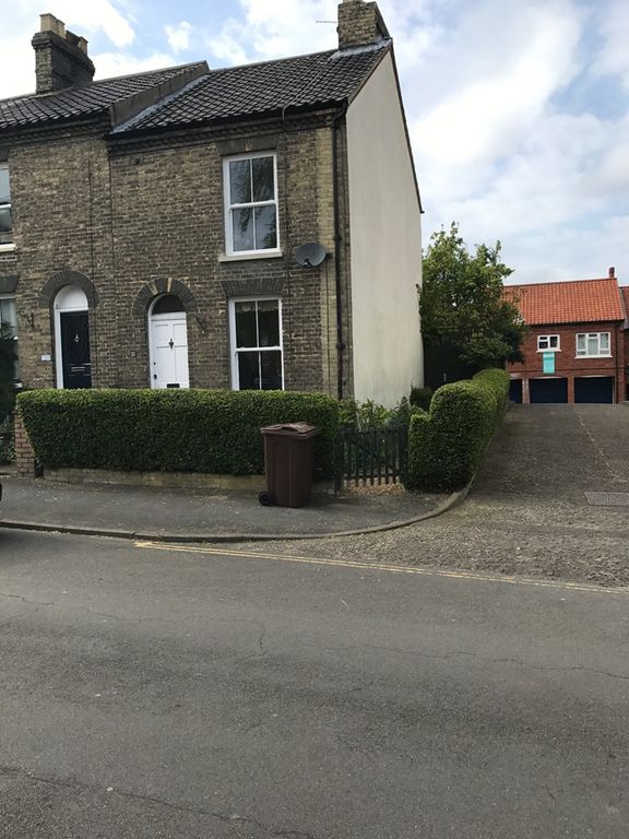 Property photo 1 of 11