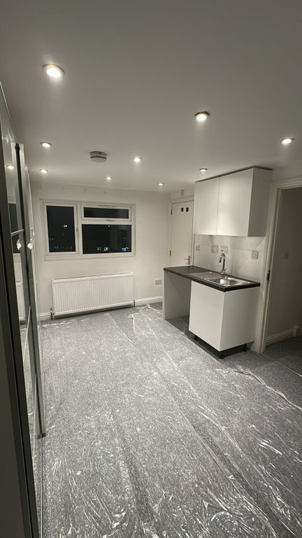 Property photo 2 of 3