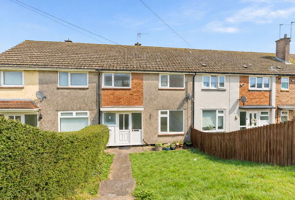 Property photo 1 of 17