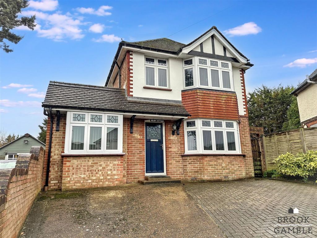 Property photo 1 of 24 01323 438506