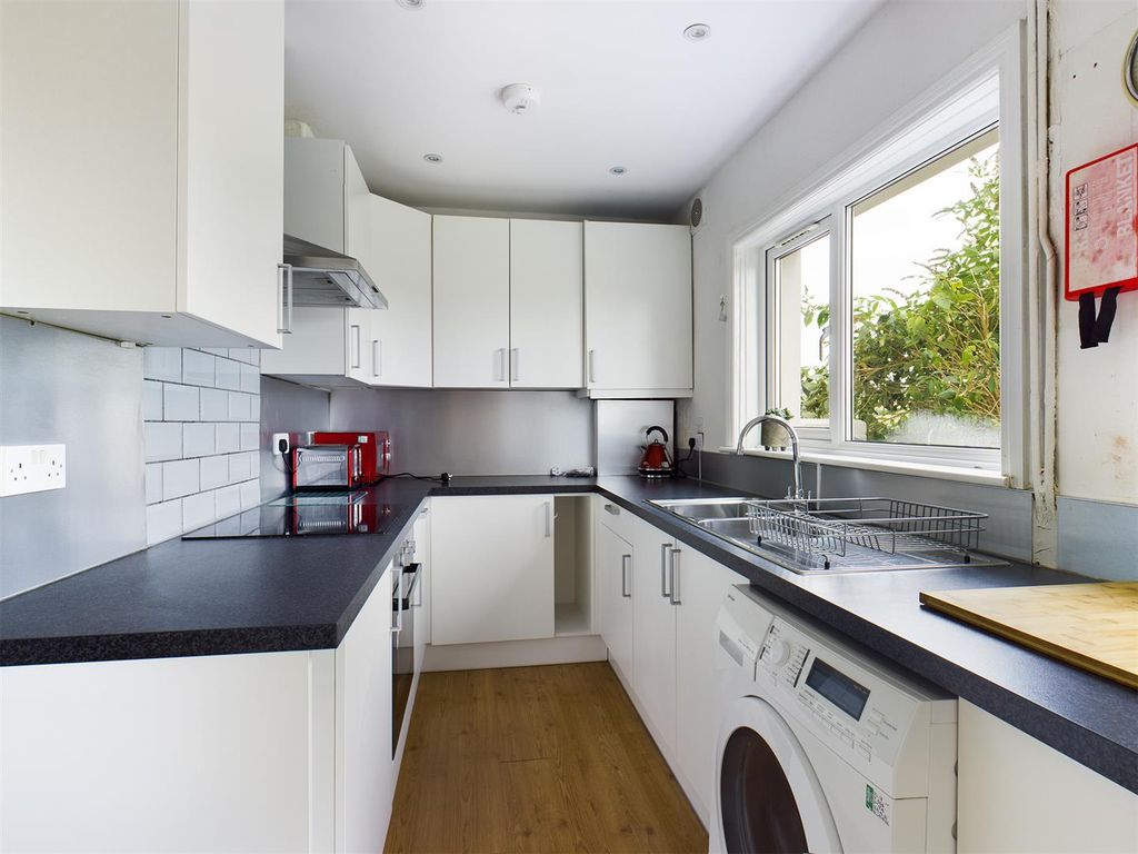 Property photo 2 of 12 Cam00739P1-Pr0009-Still01.Jpg