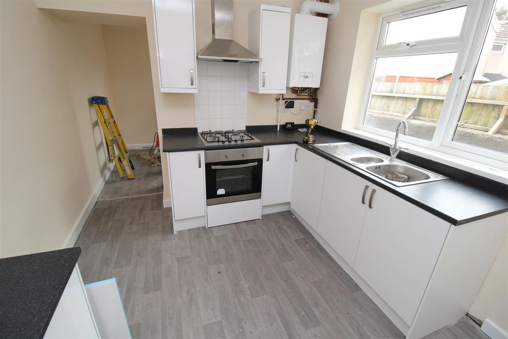 Property photo 2 of 17 Img_6355.Jpg