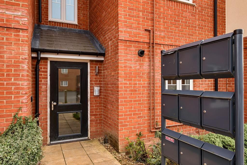 Property photo 2 of 16 Entrance