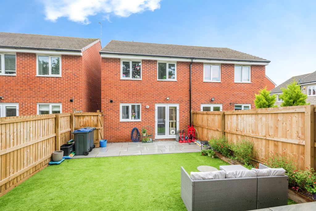 Property photo 3 of 17