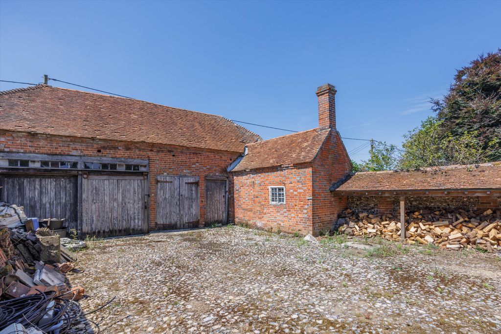Additional image 34 of 6 bed detached house for saleChieveley, Berkshire RG20