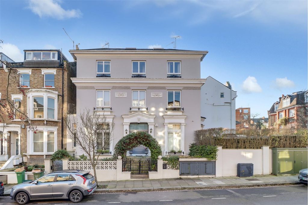 Property photo 2 of 17 Exterior.Jpg