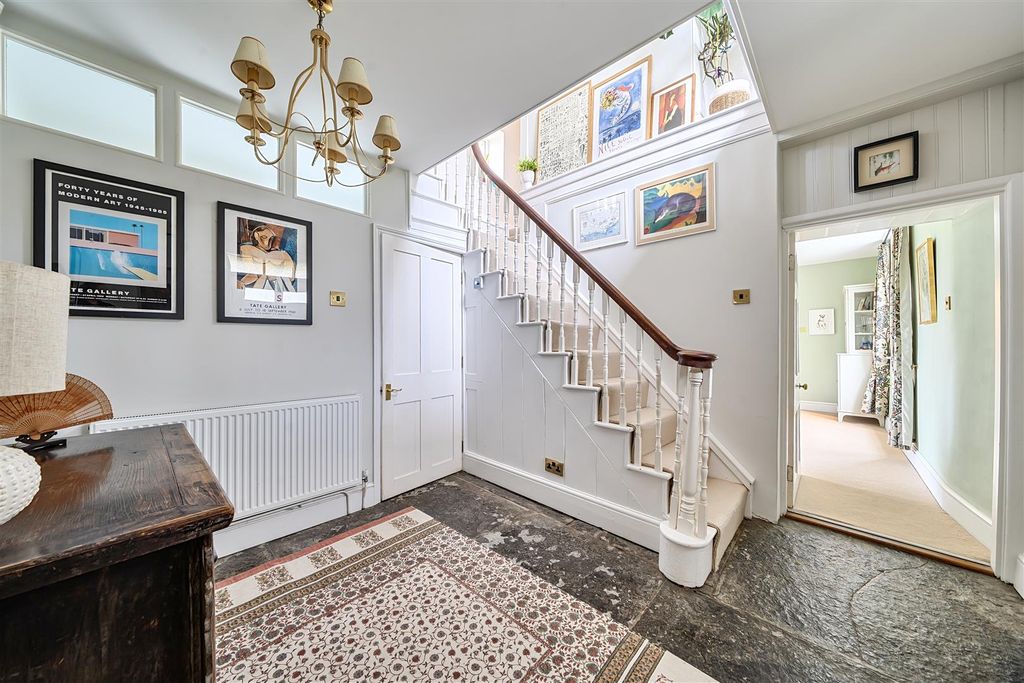 Property photo 3 of 24 1437786 (1).Jpg