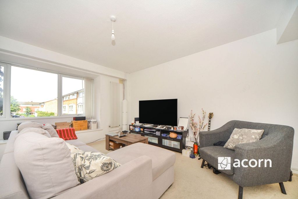 Property photo 2 of 10 Reception