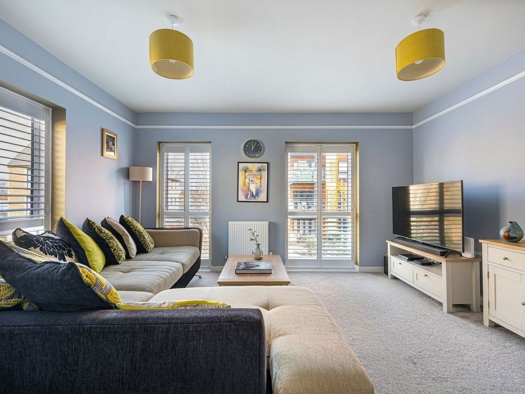 Property photo 2 of 10