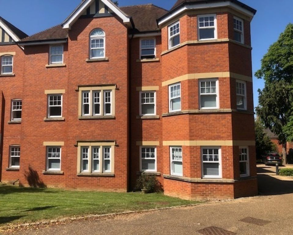 Property photo 1 of 11