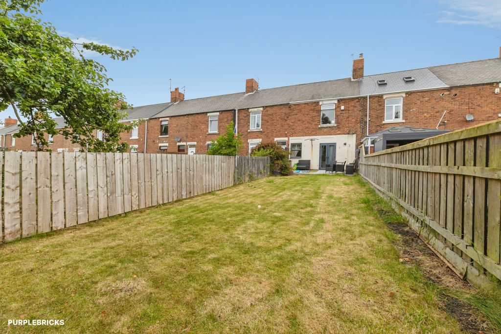 Property photo 1 of 19 Garden