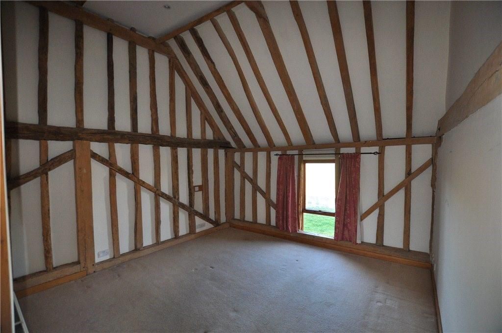 Property photo 3 of 5 Bedroom 1