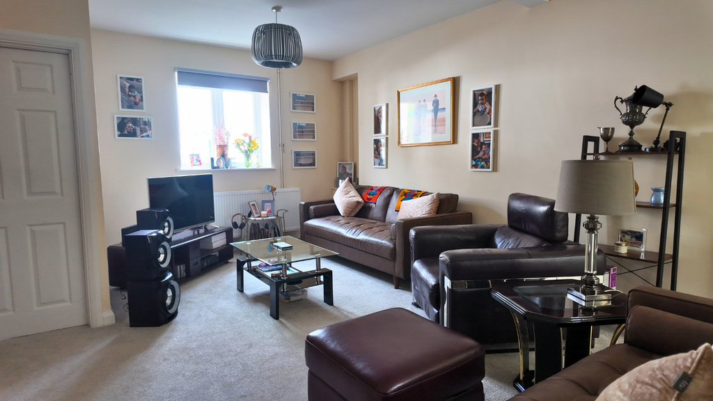 Property photo 2 of 24