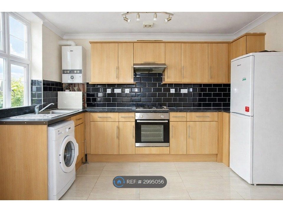 Property photo 2 of 5