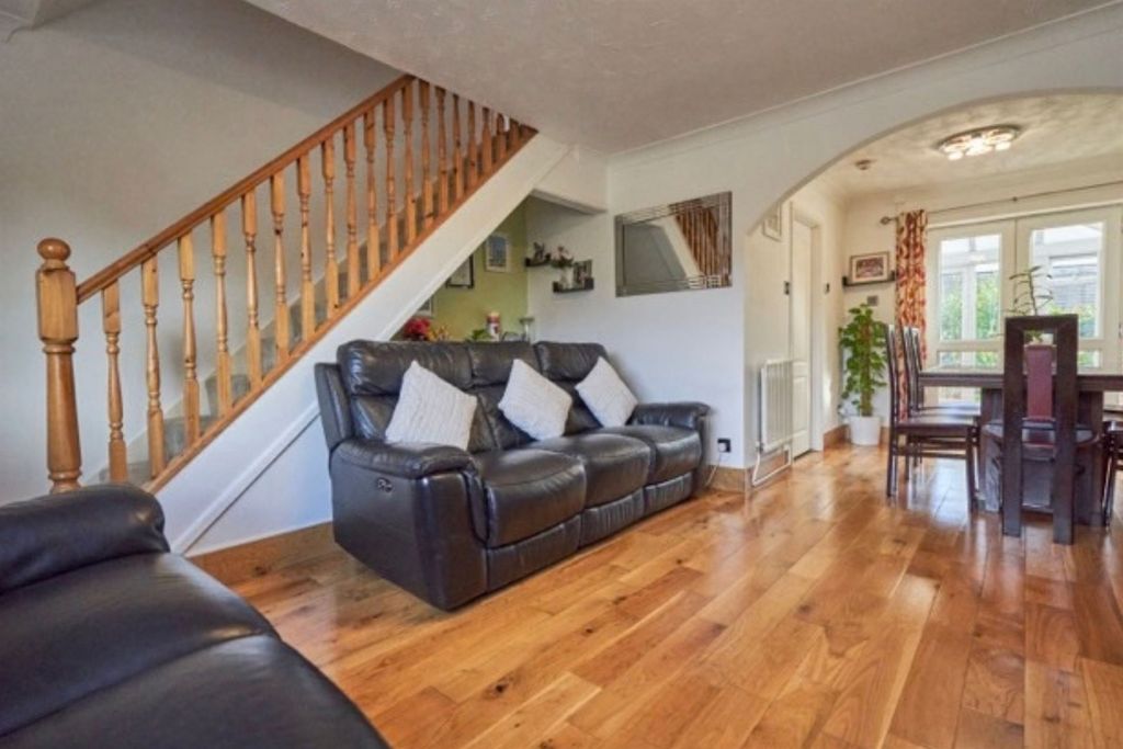 Property photo 3 of 15