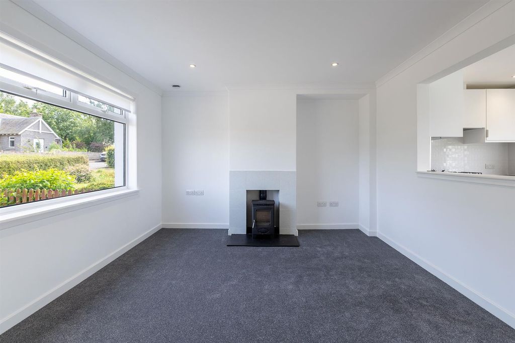Property photo 3 of 22 3, Green Road Balbeggie-12.Jpg