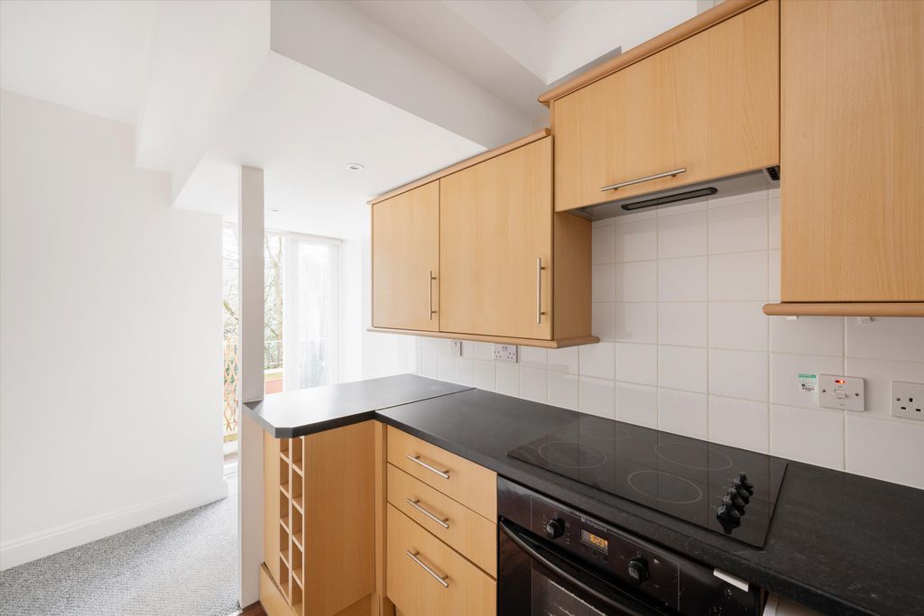 Property photo 3 of 9 Image