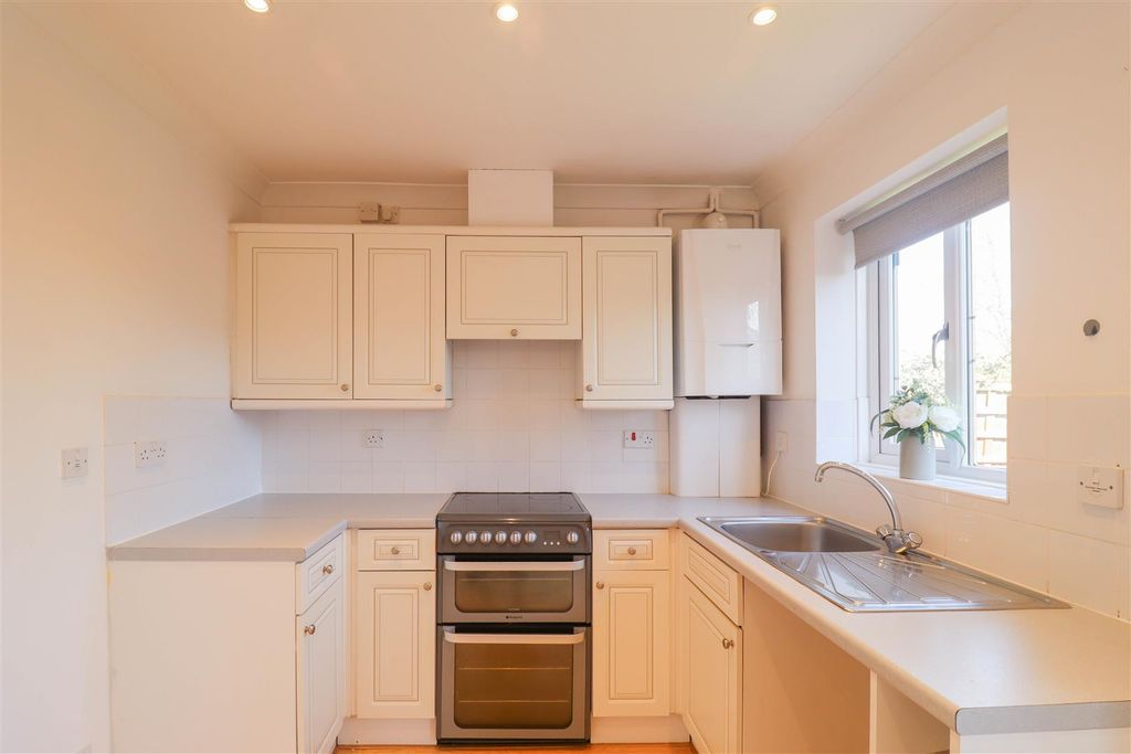 Property photo 2 of 10 Img_1978-1.Jpg