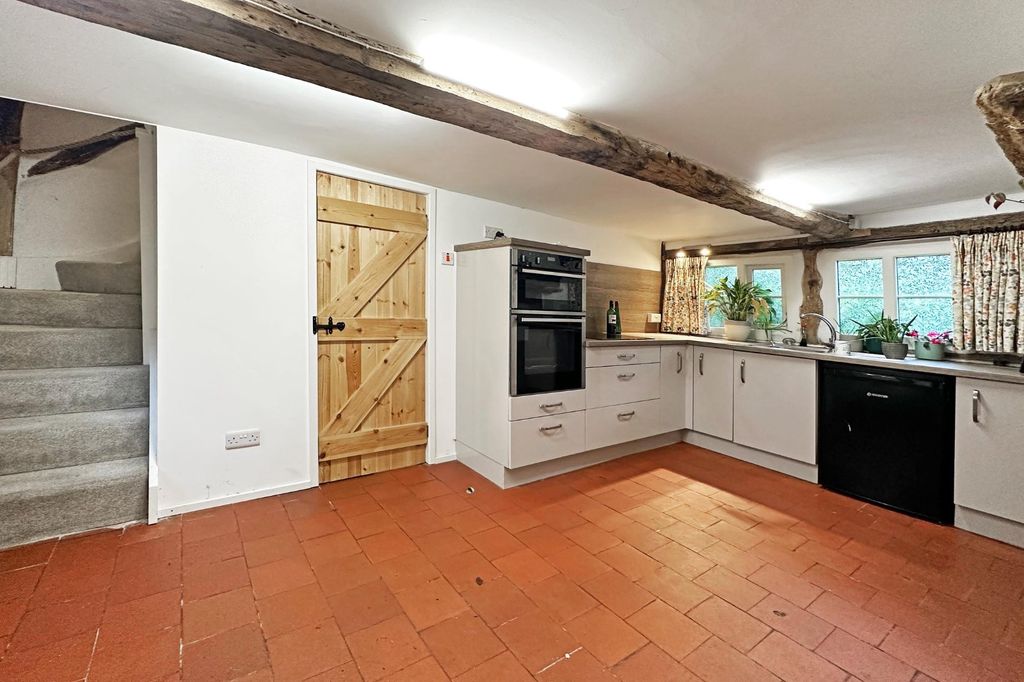 Property photo 3 of 12 Picture No. 08