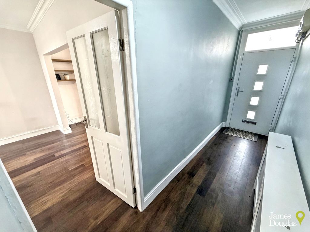 Property photo 3 of 20 Eh1