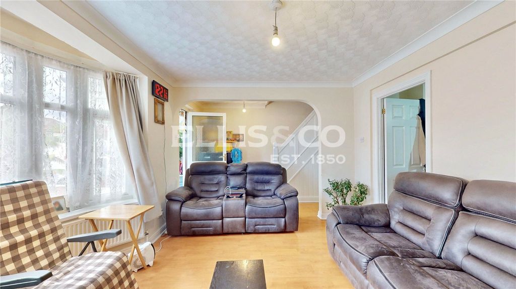 Property photo 3 of 10 Picture No. 02