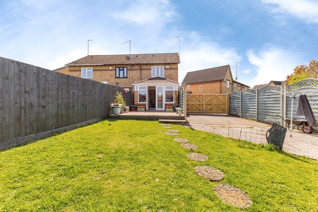 Property photo 2 of 17