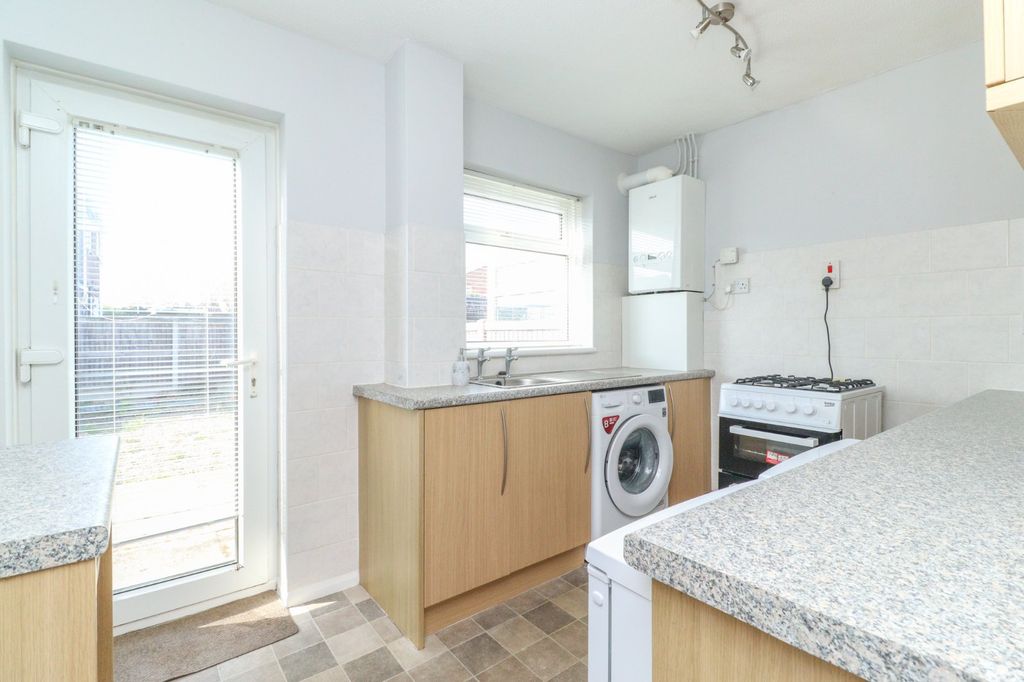 Property photo 2 of 12 Picture 2