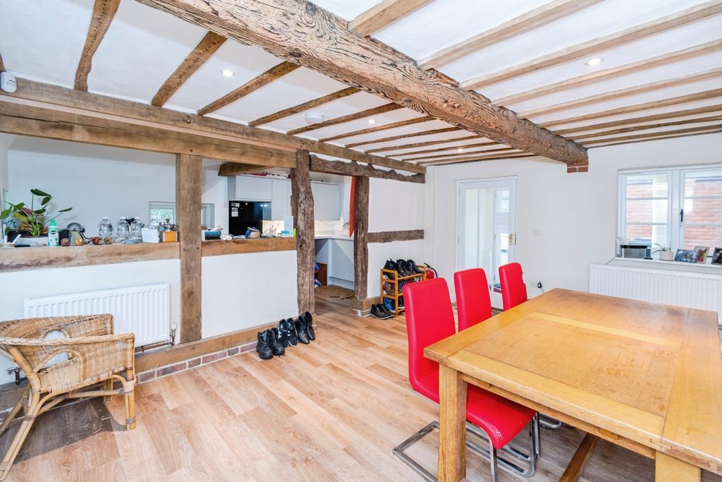 Property photo 3 of 29 Photo