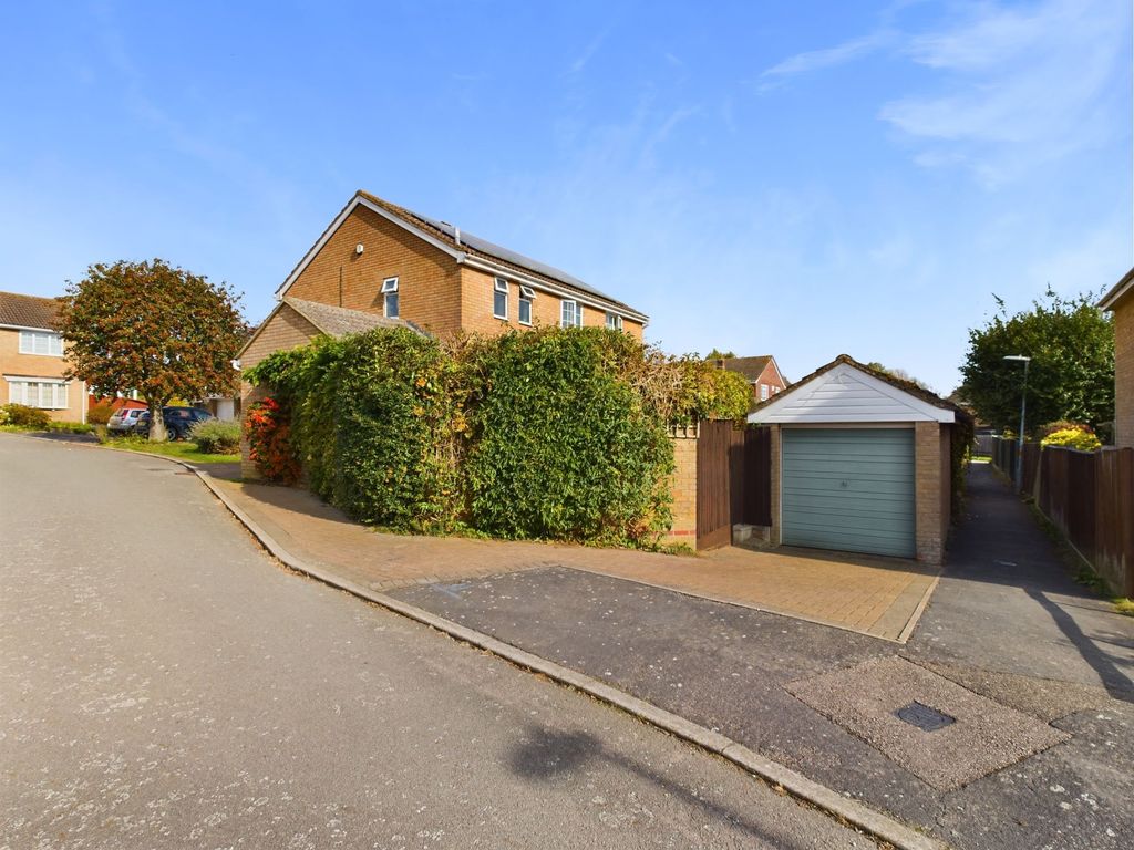 Property photo 3 of 22