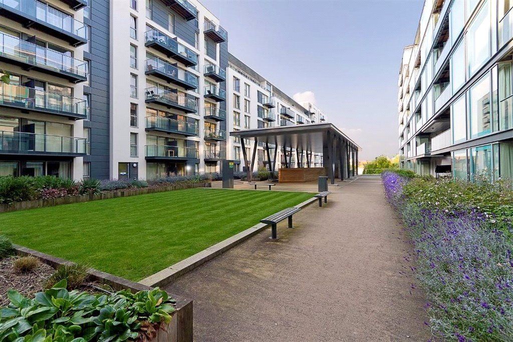 Property photo 3 of 6 Communal Grounds