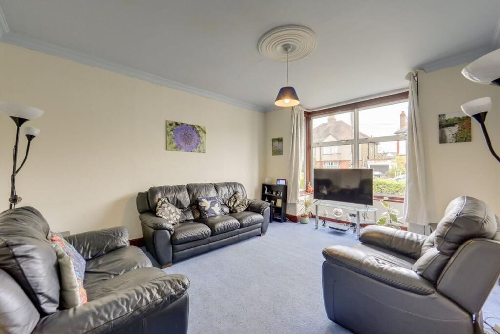 Property photo 3 of 18