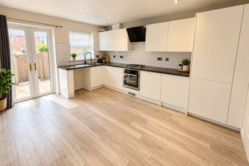 Property photo 2 of 10 Kitchen / Diner