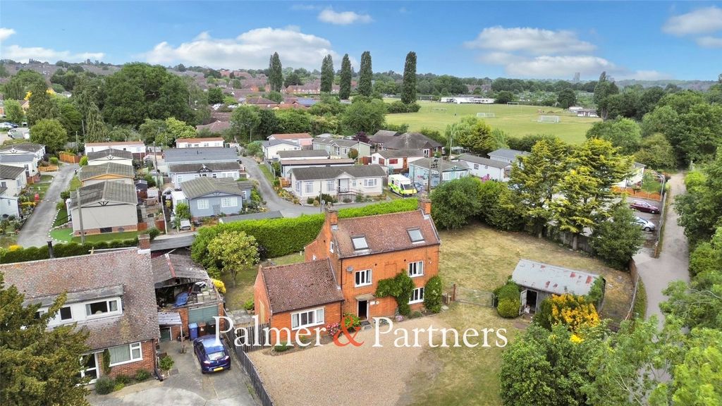 Property photo 3 of 35 Picture No. 06