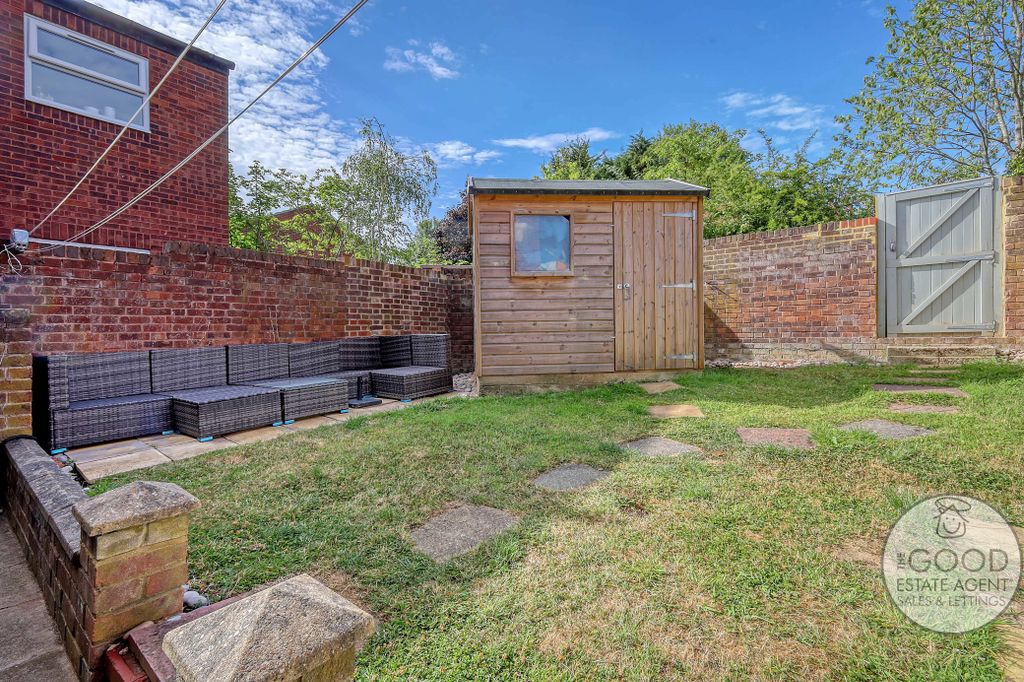 Property photo 3 of 11