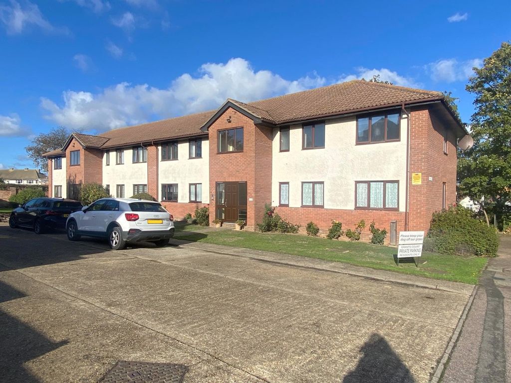 Property photo 1 of 3