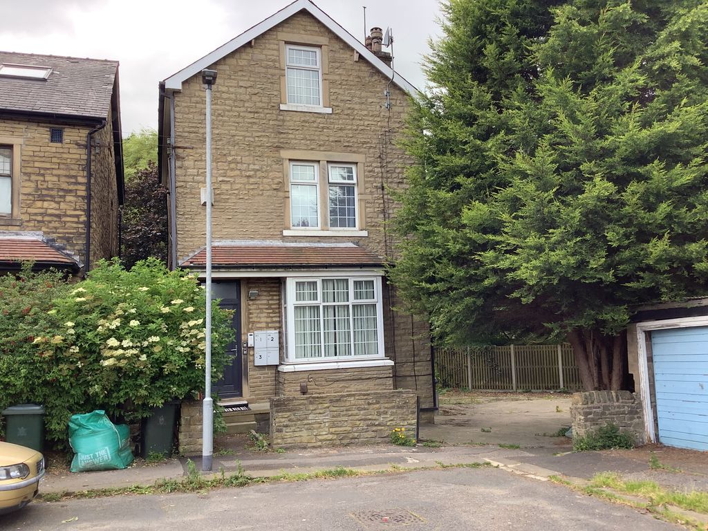 Property photo 1 of 9 Frontage