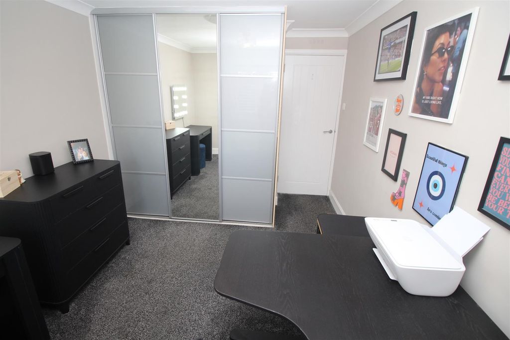 Additional image 14 of 3 bed flat for saleMargaret Street, Greenock PA16