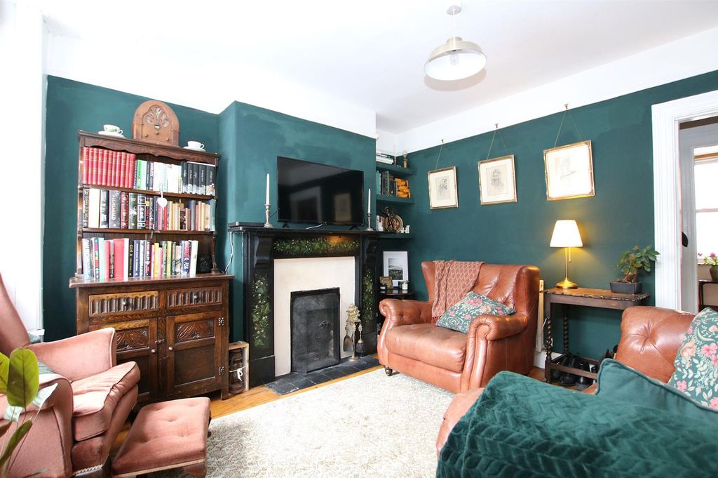 Property photo 2 of 14 Img_3996.Jpg