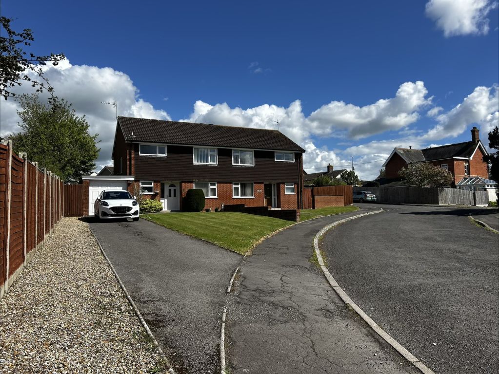 Property photo 2 of 19