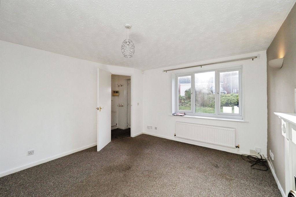 Property photo 3 of 26