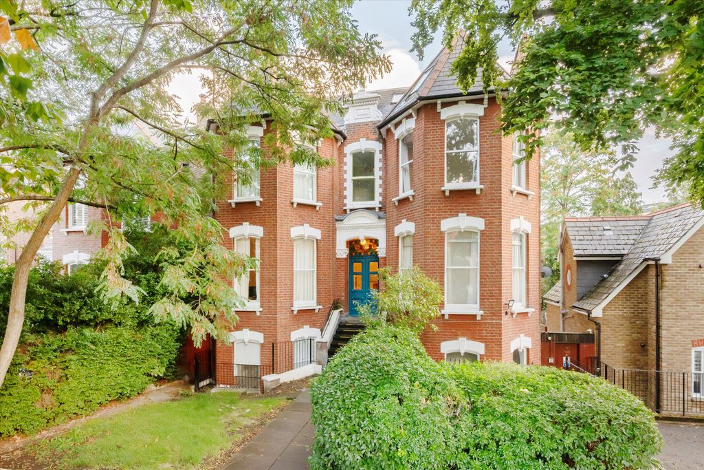 Property photo 1 of 8 Image