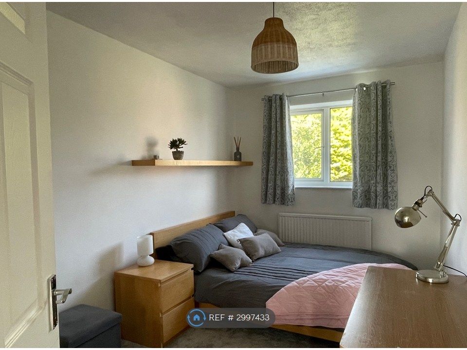 Property photo 2 of 4