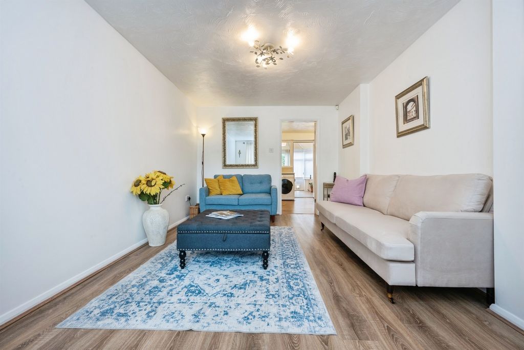 Property photo 2 of 15