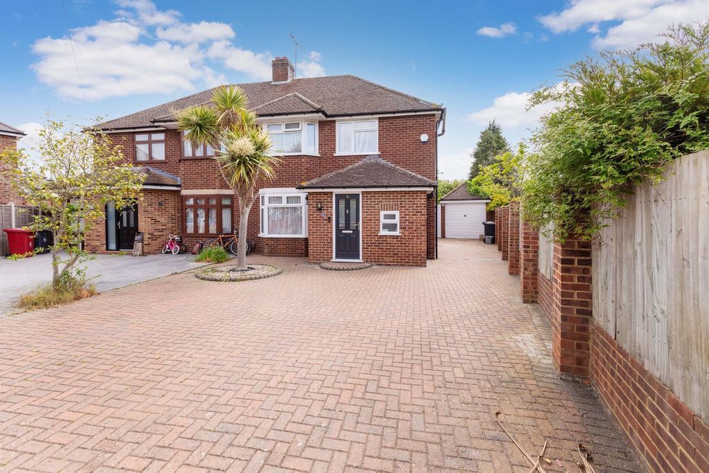 Property photo 1 of 15