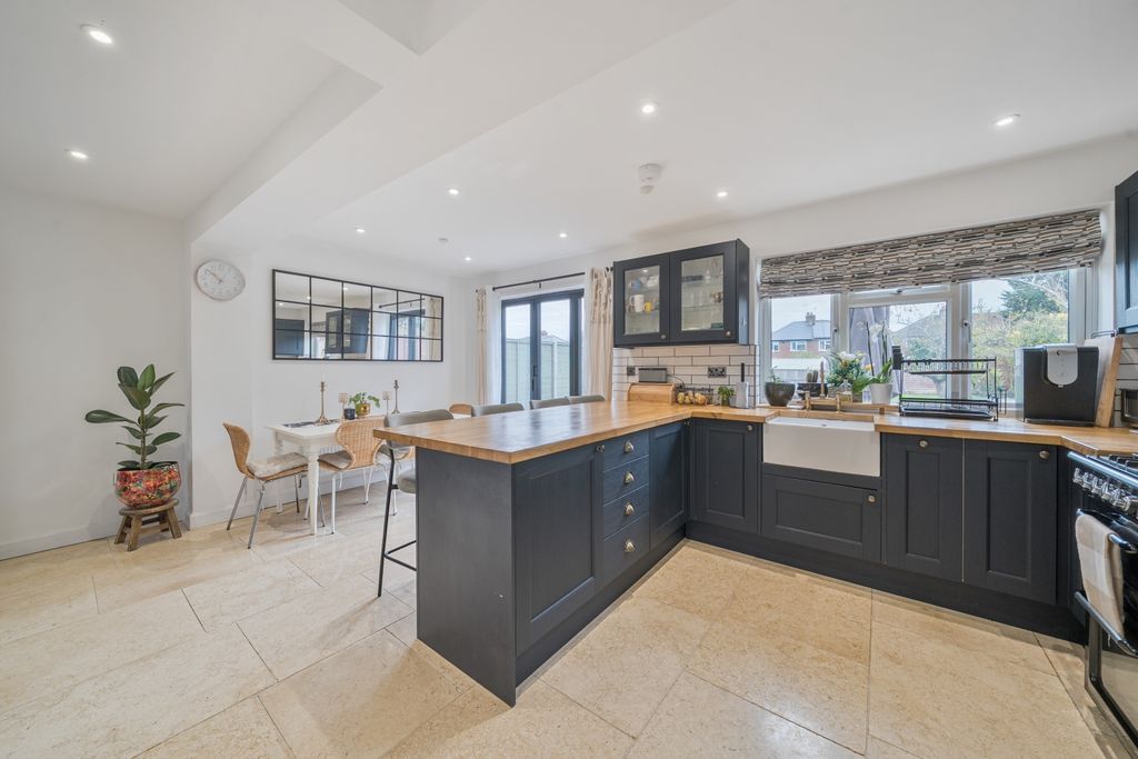 Property photo 2 of 20 Kitchen Diner