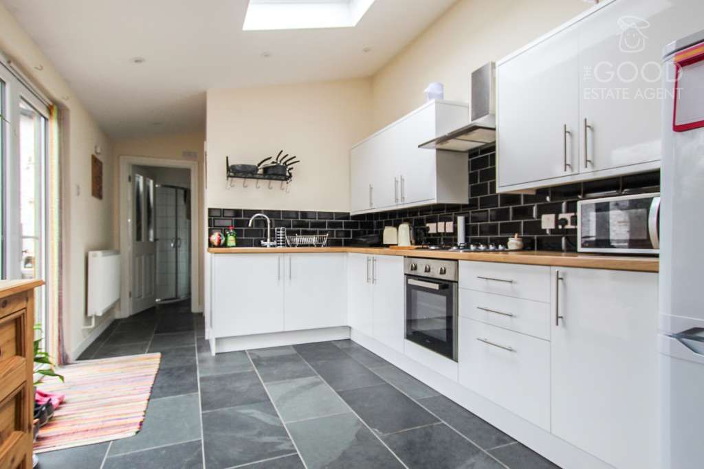 Property photo 3 of 9
