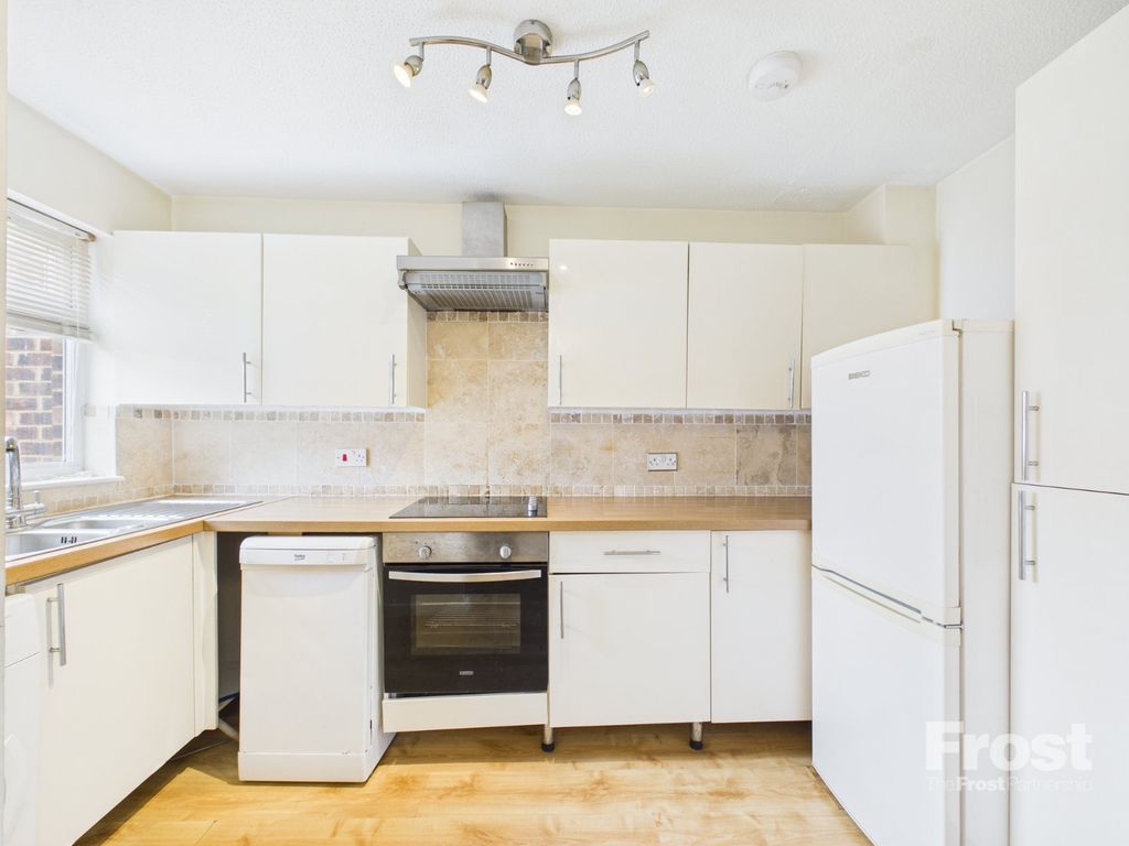 Property photo 3 of 9 Picture No. 14