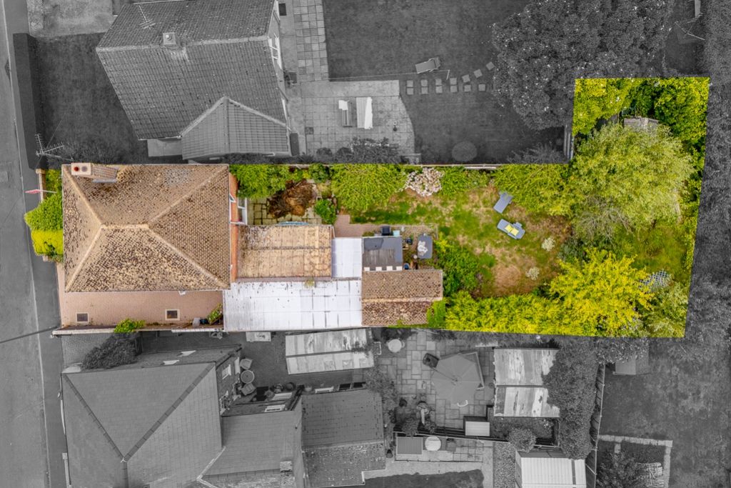 Property photo 2 of 22 28 Albert Street (Spalding)-4