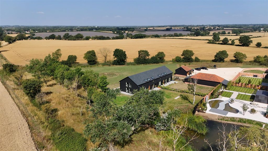 Property photo 1 of 28 Dji_Fly_20250314_154450_0338_1753438172473_Photo.J
