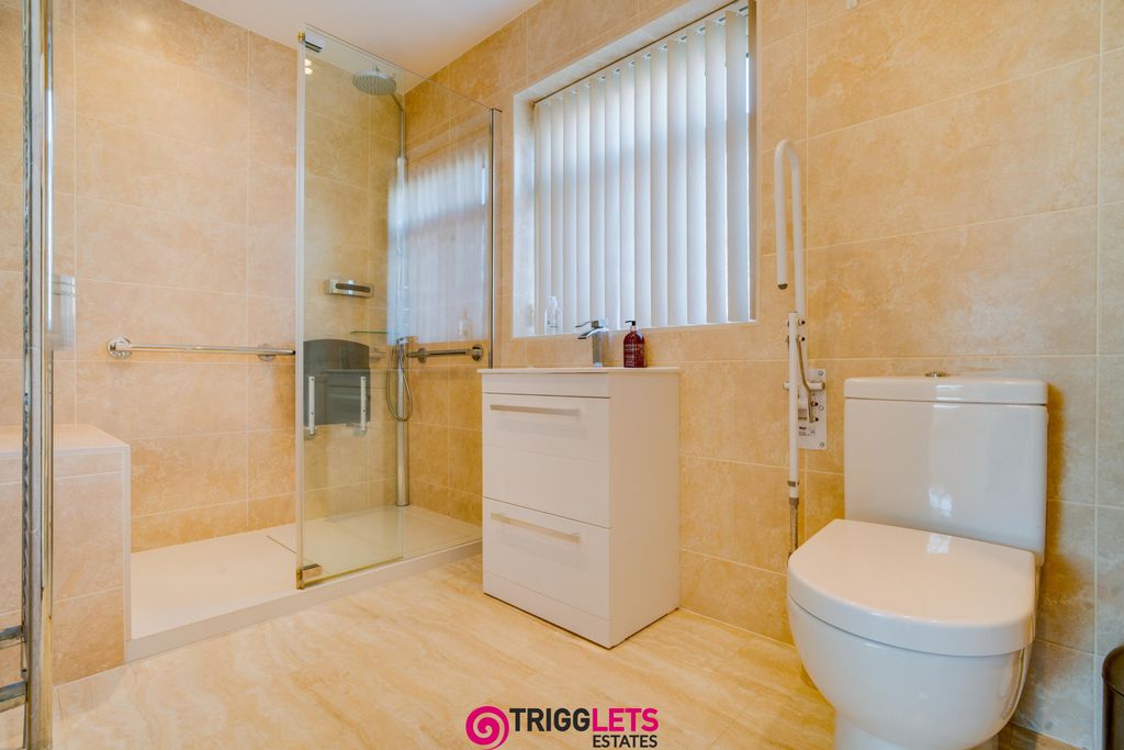 Property photo 3 of 26